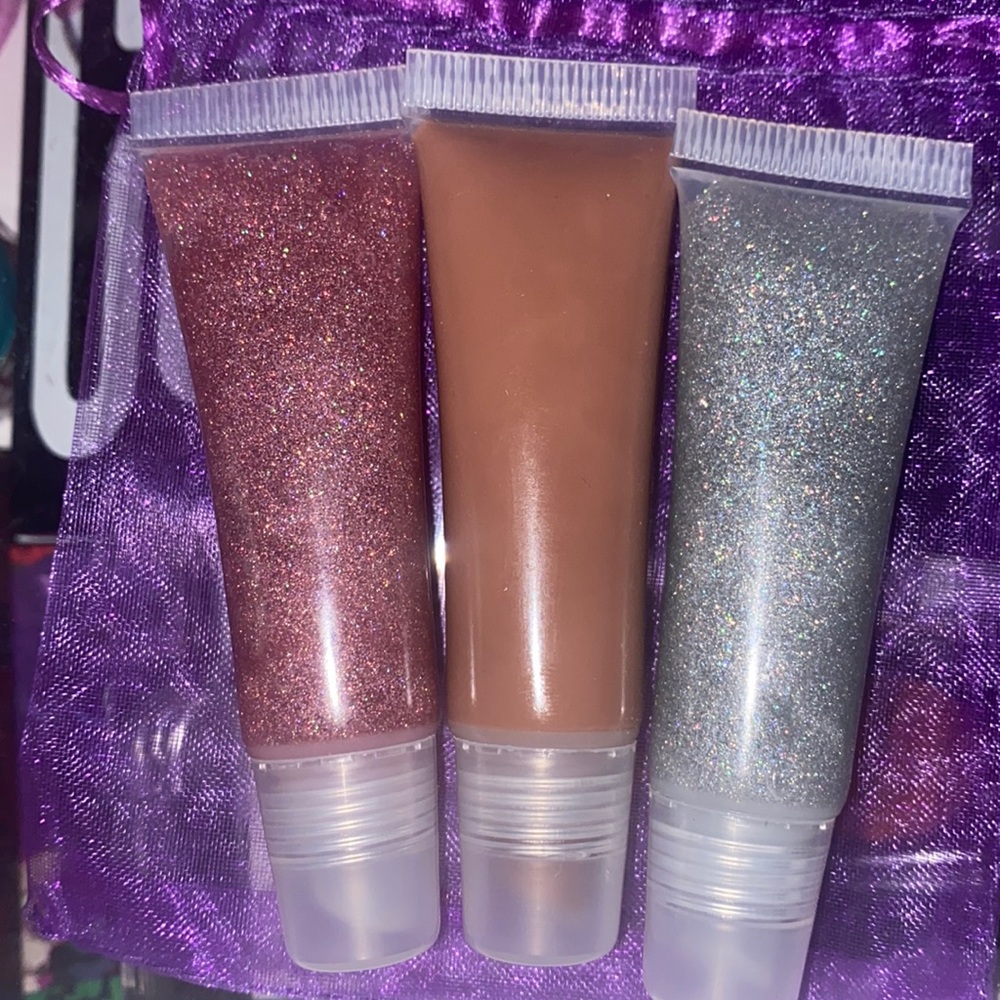 New non sticky glosses 2 sparkly 1 nude!
